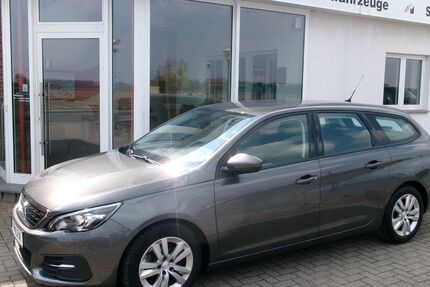 Peugeot 308 52.817 km 11.399 &euro; Heinsberg 52525