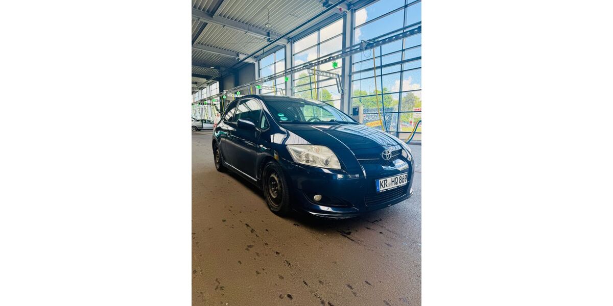 Toyota Auris 253.710 km 2.950 &euro; Krefeld 47803