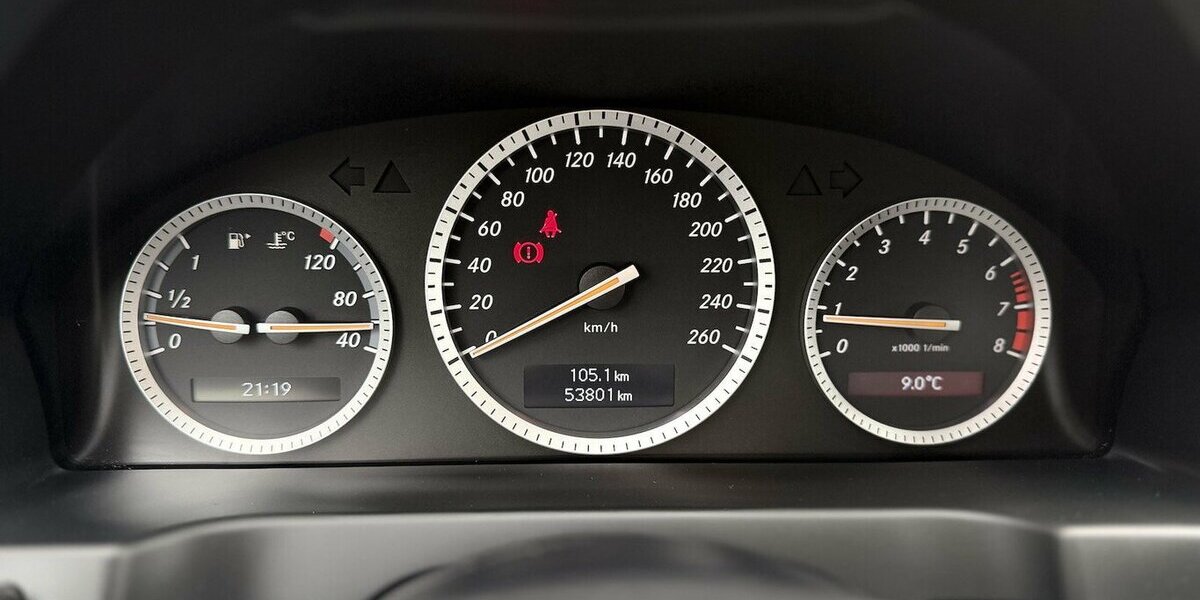 Mercedes-Benz C 180 T Kompressor / 50TKm / el. FH / 1. Hand 50.000 km 11.490 &euro; Mönchengladbach 41066