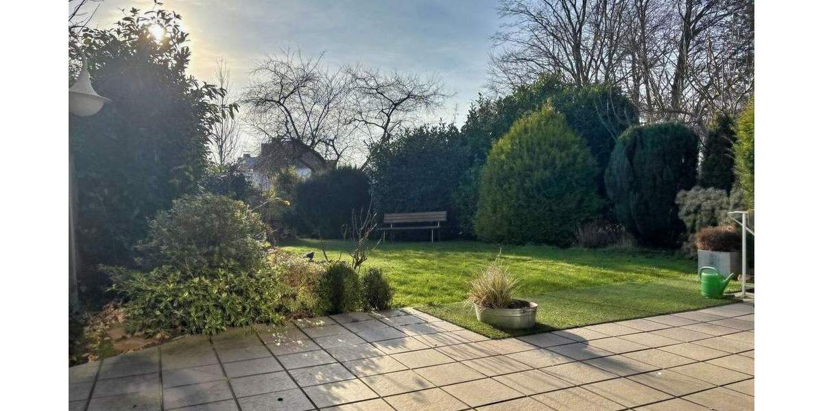 Reihenendhaus Krefeld Traar - 4 Zimmer, 100 m&sup2;, 389.000&euro; | Angebot:25741177