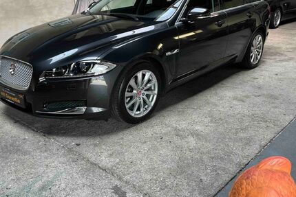 Jaguar XF 127.624 km 13.333 &euro; Viersen 41747
