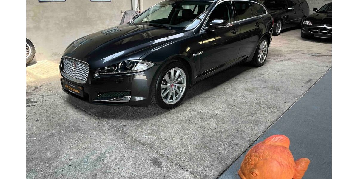 Jaguar XF 127.624 km 13.333 &euro; Viersen 41747