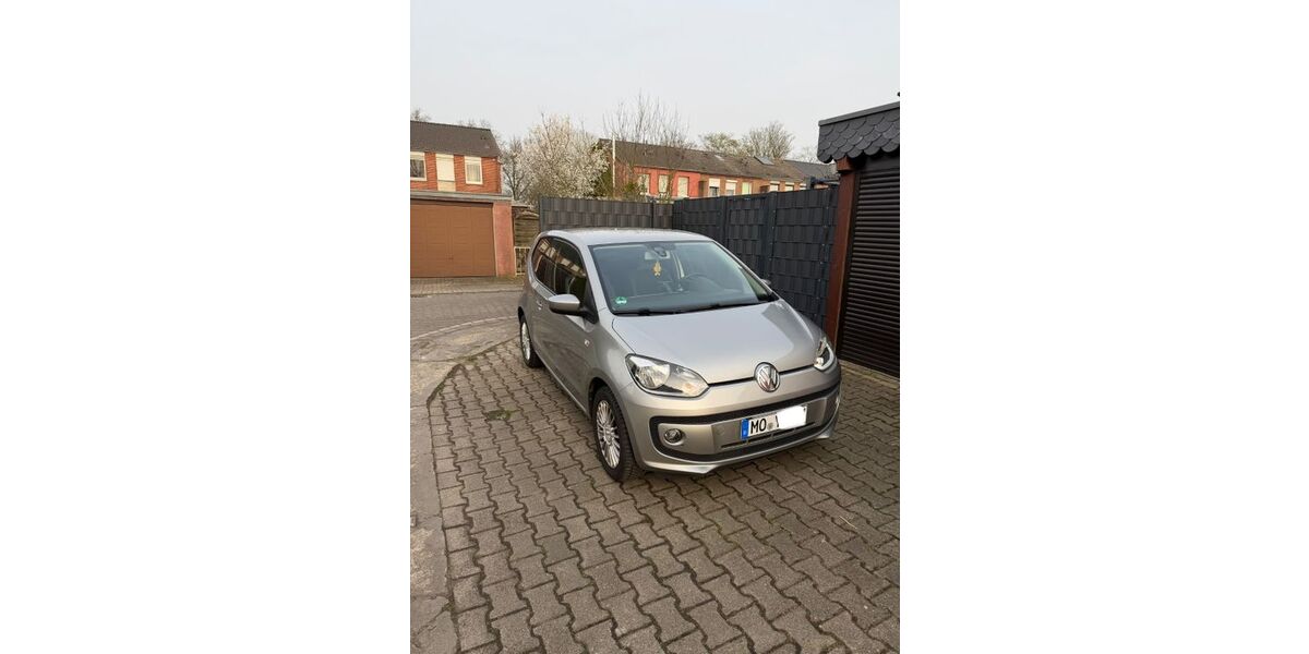 VW up! 119.000 km 5.199 &euro; Moers 47447