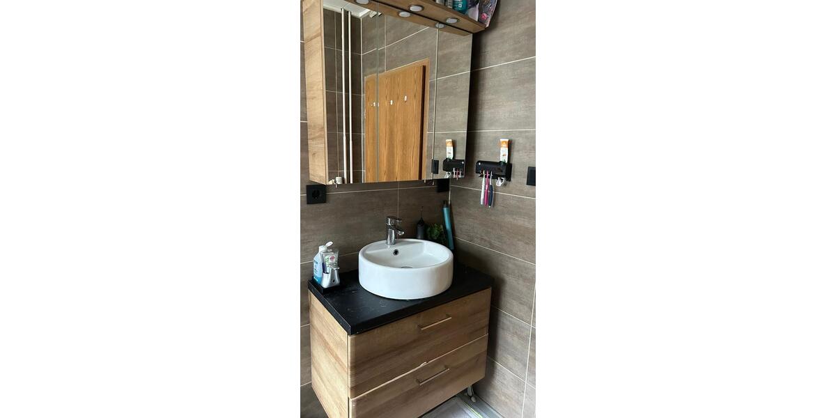 Etagenwohnung Düsseldorf Stadtbezirk 6 - 3 Zimmer, 68 m&sup2;, 650&euro; | Angebot:26032994