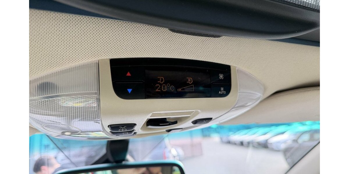 Mercedes-Benz Viano Edition lang / PANO / El.Türen / 8 Sitzer 130.000 km 34.990 &euro; Mönchengladbach 41066