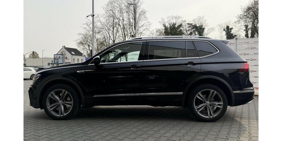 VW Tiguan Allspace R-LIne / 4Motion / Pano / Memory 99.000 km 33.490 &euro; Mönchengladbach 41066