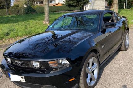 Ford Mustang 112.000 km 22.750 &euro; Kaarst 41564