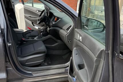Hyundai TUCSON 135.579 km 12.900 &euro; Mönchengladbach 41199