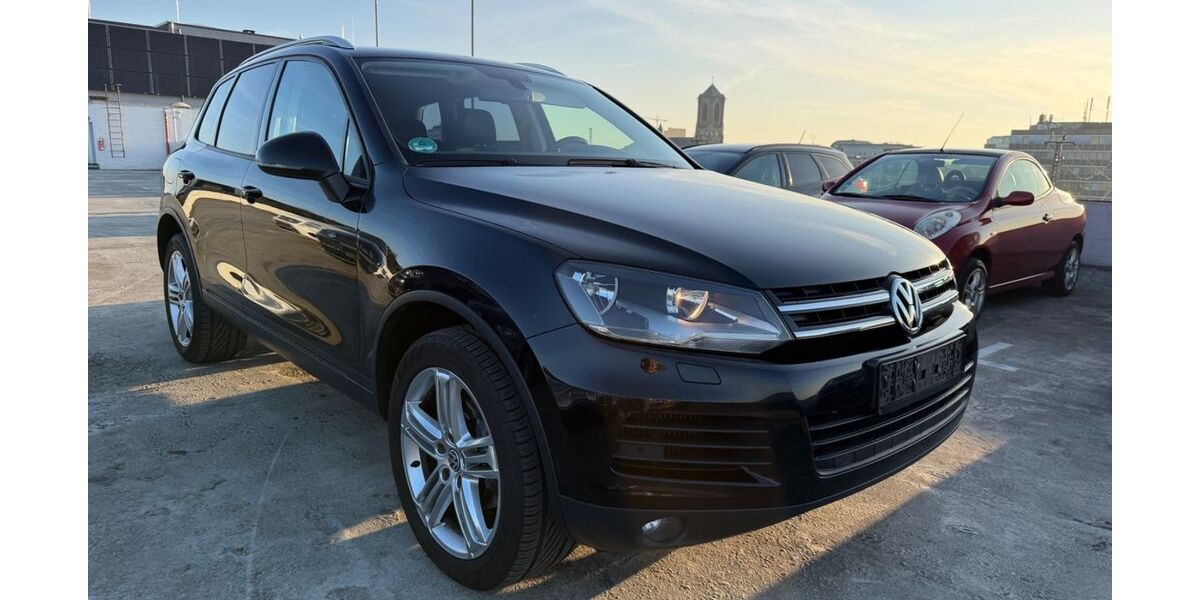VW Touareg 189.000 km 12.800 &euro; Neuss 41462