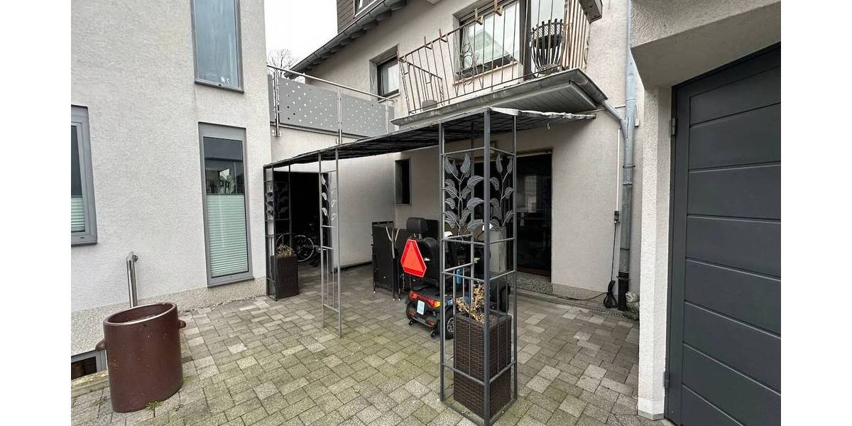 Mehrfamilienhaus, Wohnhaus Neuss Rosellen - 7 Zimmer, 155 m&sup2;, 495.000&euro; | Angebot:26657255