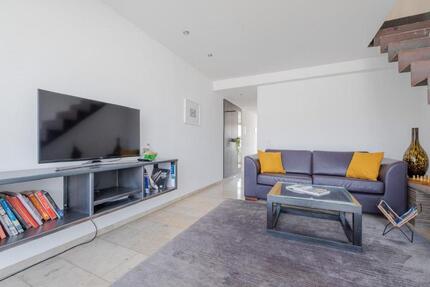 Wohnung Düsseldorf Pempelfort - 2 Zimmer, 51 m&sup2;, 1.050&euro; | Angebot:26050315