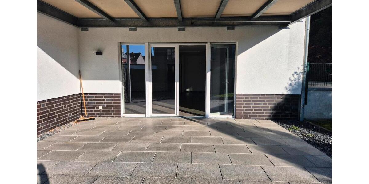 Erdgeschoßwohnung Mönchengladbach Süd - 3 Zimmer, 1.300&euro; | Angebot:23538029