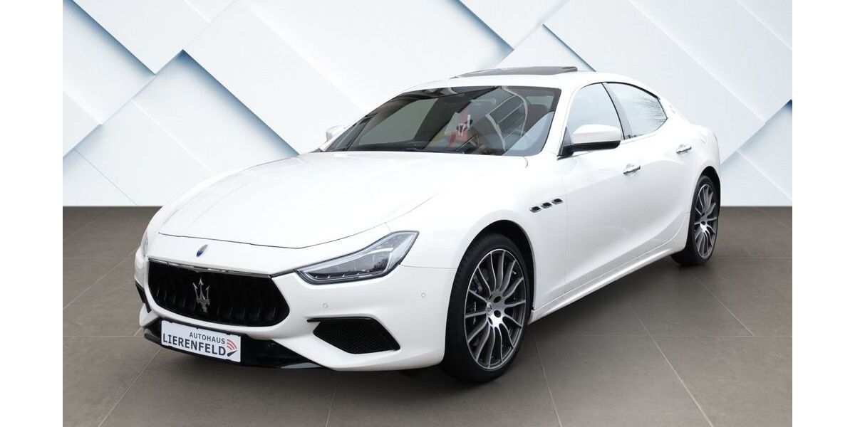 Maserati Ghibli 25.492 km 36.990 &euro; Düsseldorf 40231