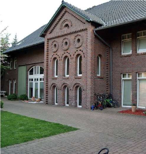 Etagenwohnung Grevenbroich Wevelinghoven - 2 Zimmer, 63 m&sup2;, 142.000&euro; | Angebot:24450531