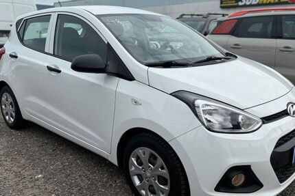 Hyundai i10 140.000 km 5.950 &euro; Kamp-Lintfort 47475