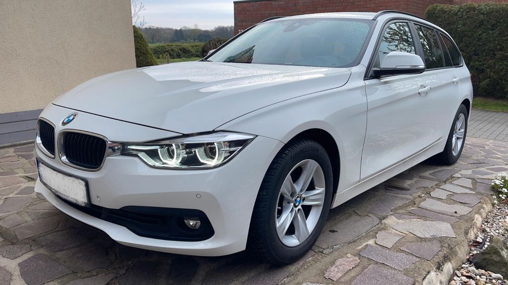 BMW 320 151.000 km 12.500 &euro; Krefeld 47803