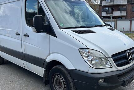 Mercedes-Benz Sprinter 209.045 km 8.990 &euro; Mönchengladbach 41063