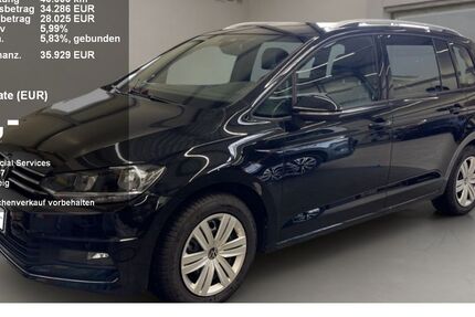 VW Touran 8.704 km 35.929 &euro; Krefeld 47805
