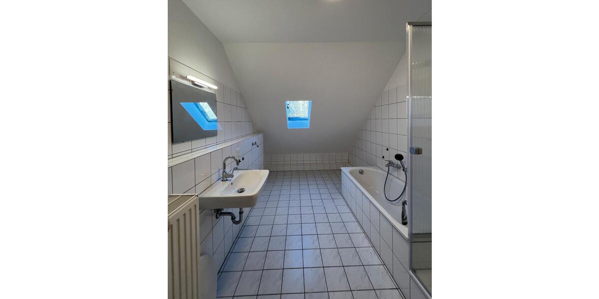 Etagenwohnung Viersen Boisheim - 2 Zimmer, 106 m&sup2;, 990&euro; | Angebot:26609181
