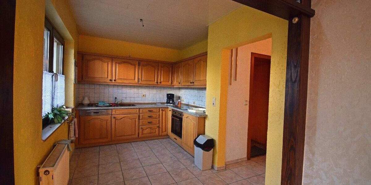 Mehrfamilienhaus, Wohnhaus Brüggen - 8 Zimmer, 153 m&sup2;, 393.000&euro; | Angebot:25696815