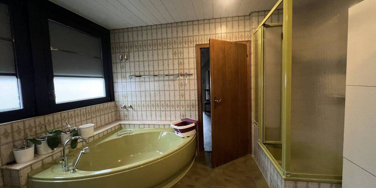 Etagenwohnung Korschenbroich-Neersbroich Korschenbroich - 3 Zimmer, 102 m&sup2;, 985&euro; | Angebot:26066097