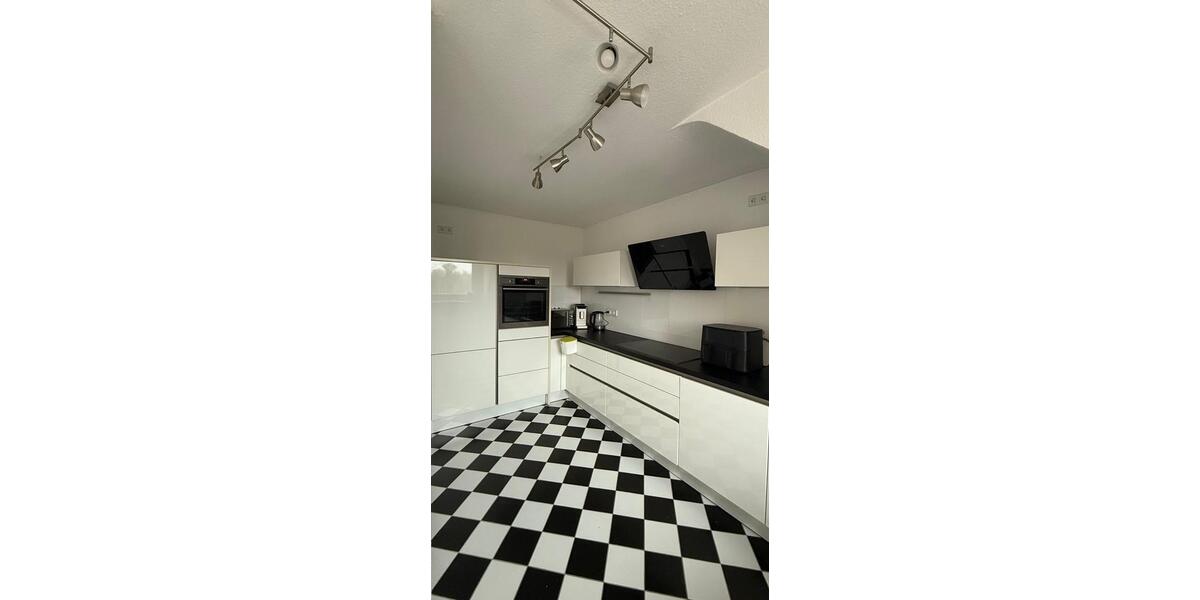 Dachgeschoßwohnung Grevenbroich - 2 Zimmer, 60 m&sup2;, 800&euro; | Angebot:25333161