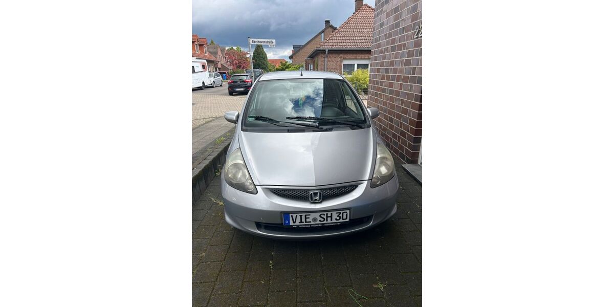 Honda Jazz 189.000 km 1.000 &euro; Niederkrüchten 41372