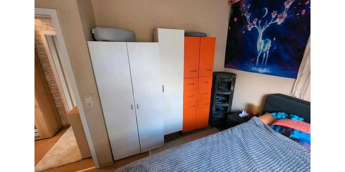 Dachgeschoßwohnung Krefeld Hüls - 2 Zimmer, 58 m&sup2;, 613&euro; | Angebot:26036366