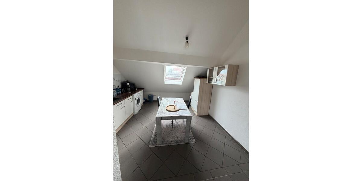 Dachgeschoßwohnung Mönchengladbach Nord - 2 Zimmer, 50 m&sup2;, 940&euro; | Angebot:25867951