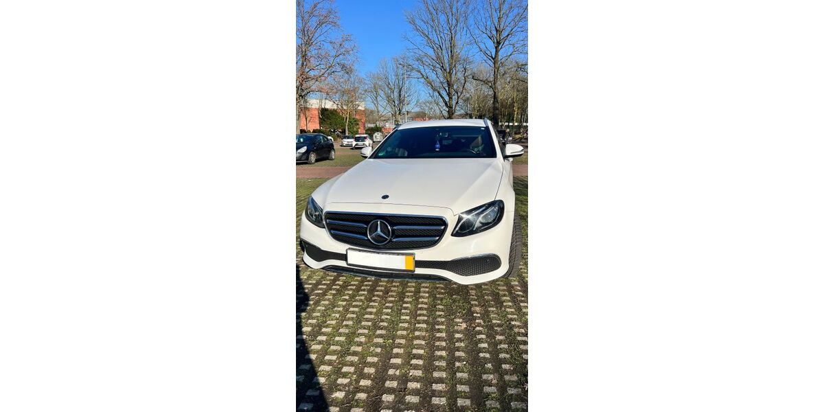 Mercedes-Benz E 300 105.000 km 20.900 &euro; Hückelhoven 41836