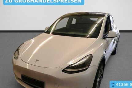 Tesla Model Y 121.469 km 29.997 &euro; Krefeld 47829