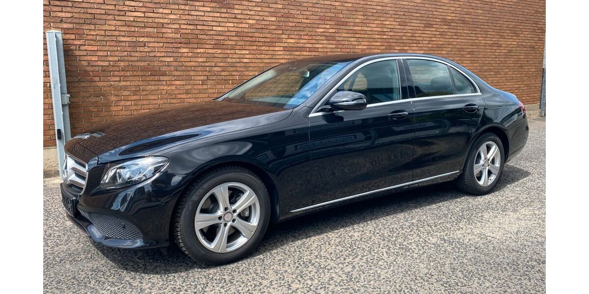 Mercedes-Benz E 200 102.500 km 21.000 &euro; Wassenberg 41849