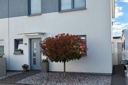 Haus Mönchengladbach Süd - 4 Zimmer, 130 m&sup2;, 549.000&euro; | Angebot:26941547