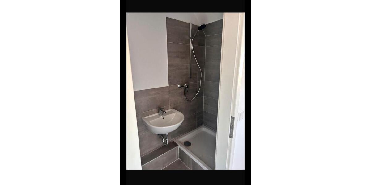 Dachgeschoßwohnung Mönchengladbach Süd - 1.5 Zimmer, 45 m&sup2;, 700&euro; | Angebot:26618844