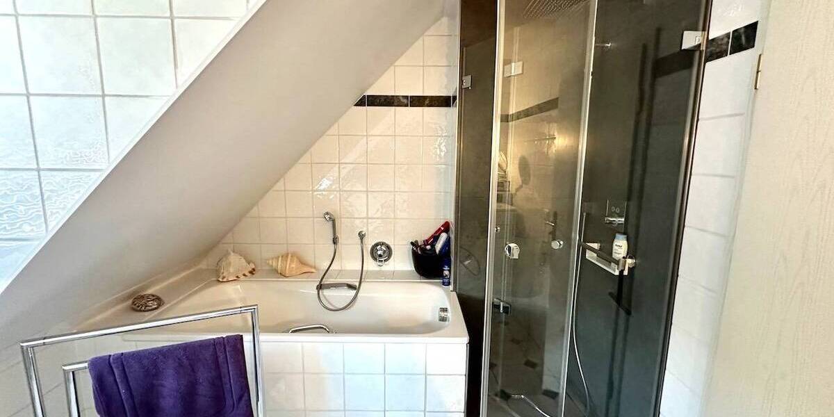 Doppelhaushälfte Neuss Rosellen - 5 Zimmer, 135 m&sup2;, 698.000&euro; | Angebot:26641442