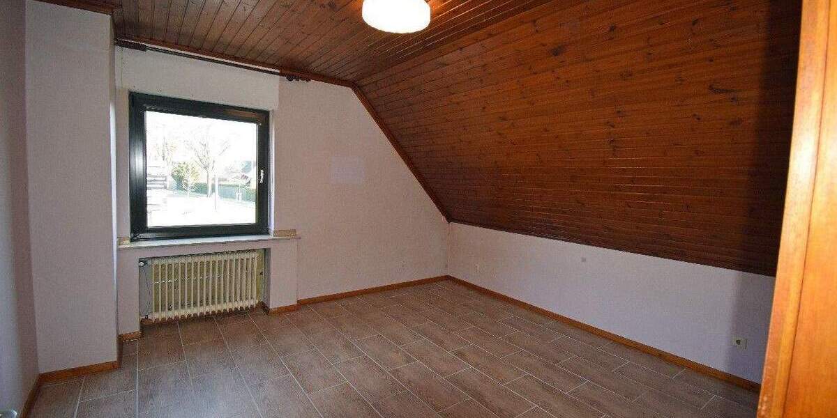 Mehrfamilienhaus, Wohnhaus Brüggen - 8 Zimmer, 153 m&sup2;, 393.000&euro; | Angebot:25742476