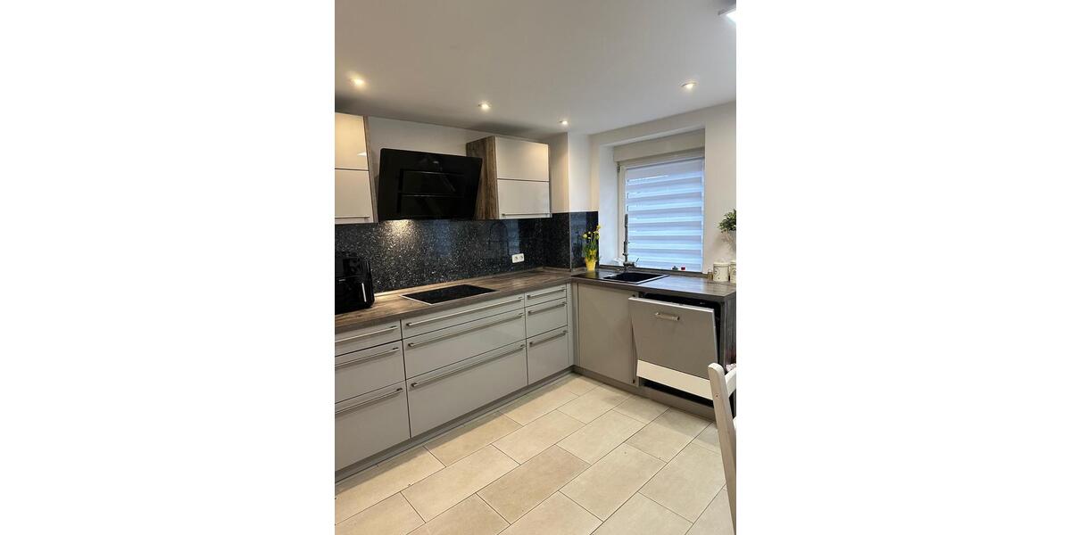 Mehrfamilienhaus, Wohnhaus Mönchengladbach Süd - 9 Zimmer, 202 m&sup2;, 479.000&euro; | Angebot:26600752