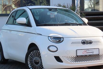 Fiat 500e 12.213 km 15.900 &euro; Neuss 41469