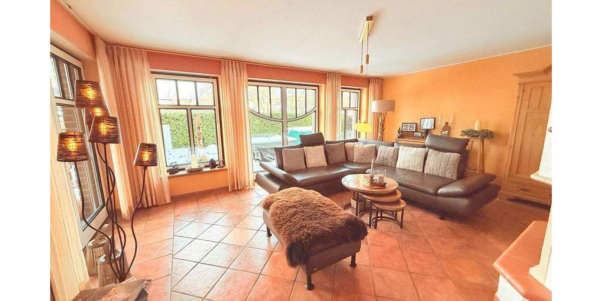 Einfamilienhaus Geldern - 7 Zimmer, 180 m&sup2;, 569.000&euro; | Angebot:25695653