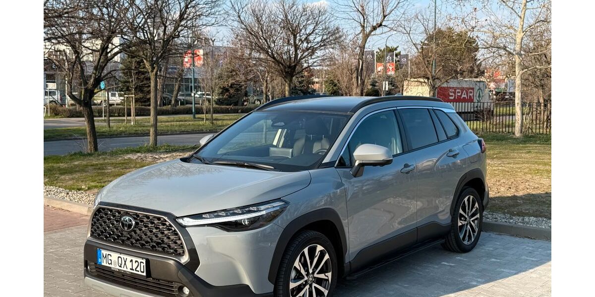 Toyota Corolla Cross 24.100 km 35.400 &euro; Mönchengladbach 41236