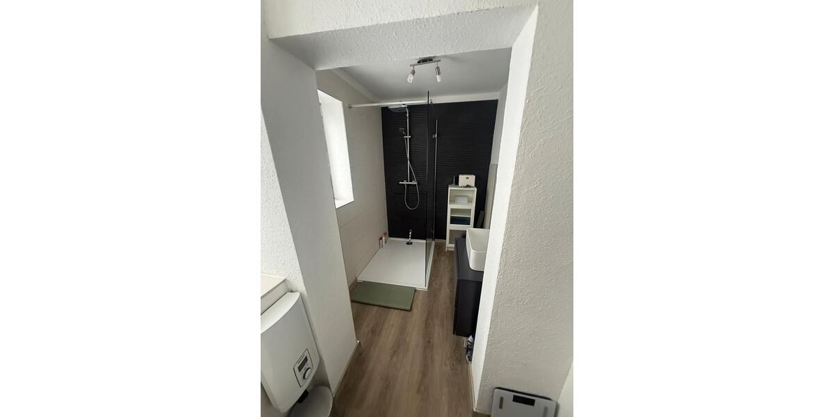 Dachgeschoßwohnung Neuss Allerheiligen - 3 Zimmer, 76 m&sup2;, 260.000&euro; | Angebot:27070841