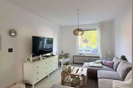 Wohnung Mönchengladbach West - 3 Zimmer, 80 m&sup2;, 700&euro; | Angebot:26822154