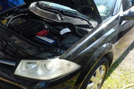 Renault Megane 127.000 km 2.700 &euro; krefeld 47800