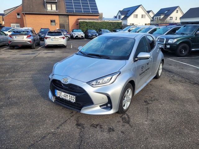 Toyota Yaris 5.000 km 23.880 &euro; Viersen 41748