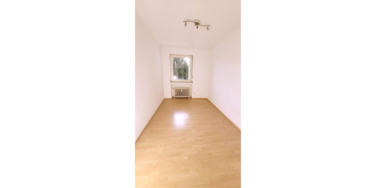 Etagenwohnung Mönchengladbach - 3 Zimmer, 75 m&sup2;, 650&euro; | Angebot:25764251
