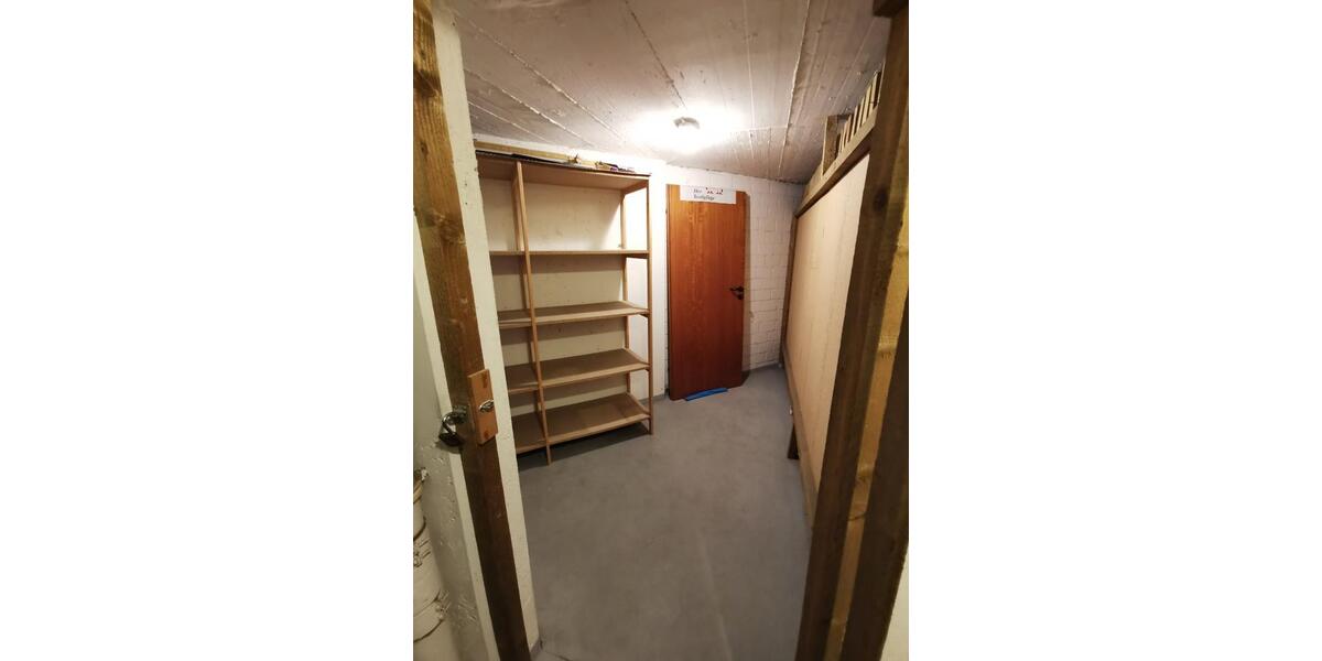 Etagenwohnung Neuss - 3 Zimmer, 93 m&sup2;, 325.000&euro; | Angebot:24751834