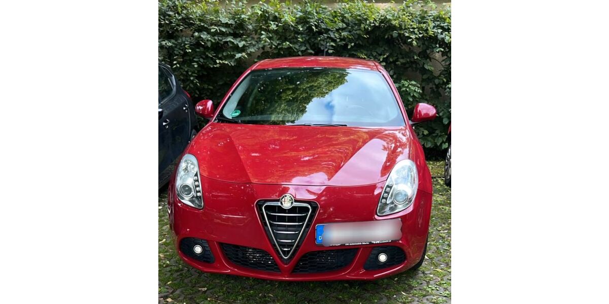 Alfa Romeo Giulietta 160.000 km 4.990 &euro; Hückelhoven 41836