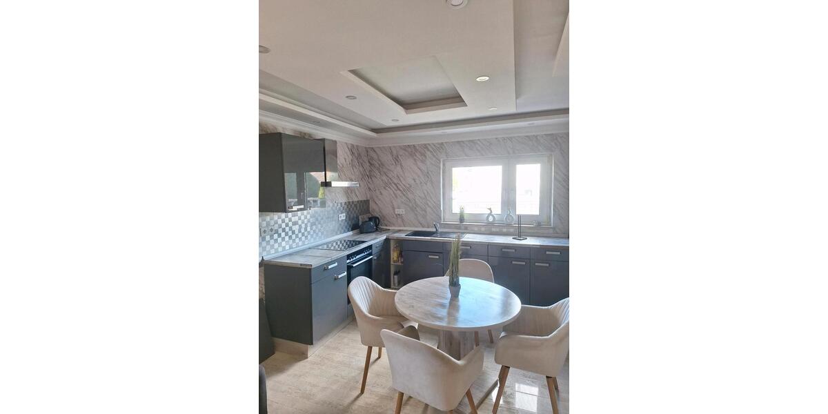 Etagenwohnung Krefeld Benrad - 2 Zimmer, 70 m&sup2;, 25&euro; | Angebot:26033844