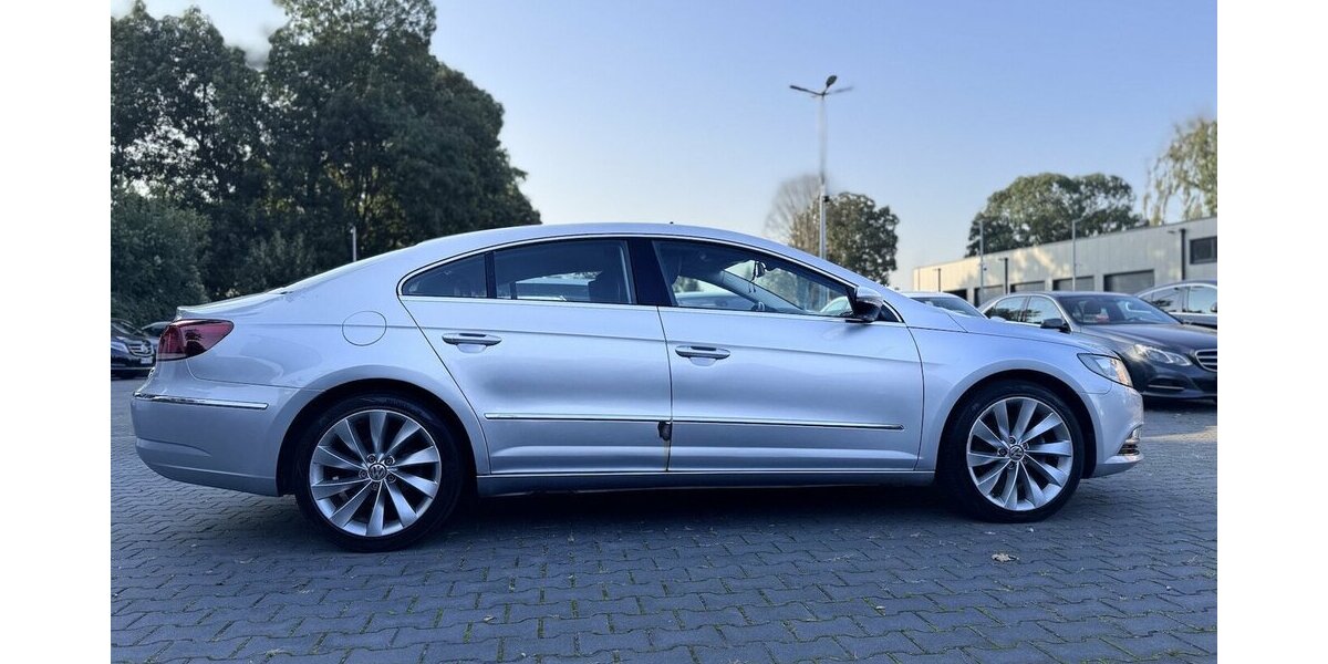 VW Passat CC Highline/Autom,/ Leder/PANO/5 Sitze 180.000 km 10.490 &euro; Mönchengladbach 41066