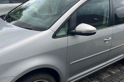 VW Touran 197.000 km 4.500 &euro; Hückelhoven 41836